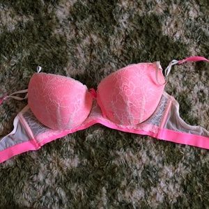 XOXO Pink & White Bra